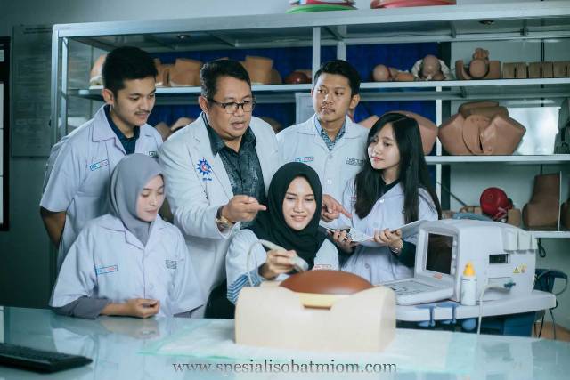 Persyaratan Beasiswa Kedokteran di Indonesia