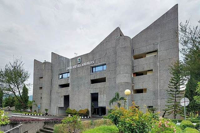 Universitas Andalas Padang: Mengukir Prestasi dan Inovasi